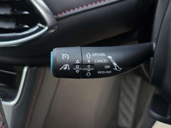 MG HS 1.5 MG HS Exclusive Semi-Auto 5dr