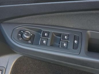 VOLKSWAGEN GOLF 1.4 Golf GTE Semi-Auto 5dr