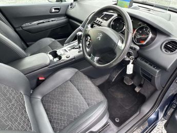 PEUGEOT 3008 1.6 3008 Allure Blue HDi S/S Auto 5dr