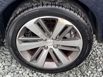 PEUGEOT 3008 1.6 3008 Allure Blue HDi S/S Auto 5dr