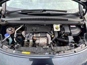 PEUGEOT 3008 1.6 3008 Allure Blue HDi S/S Auto 5dr