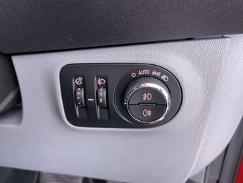 VAUXHALL CORSA 1.4 Corsa SE Auto 3dr