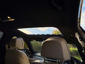 BMW 5 SERIES 2.0 520d M Sport Auto 4dr