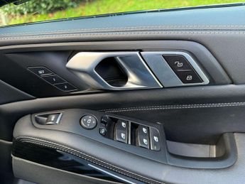 BMW X5 3.0 X5 xDrive 50E M Sport Auto 4WD 5dr