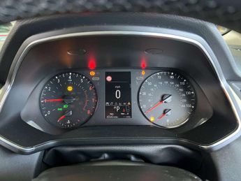 RENAULT CAPTUR 1.3 Captur Iconic TCe Auto 5dr