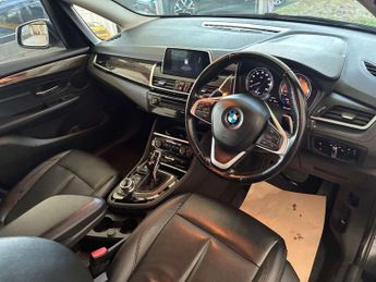 BMW 2 SERIES 2.0 220d xDrive Luxury Auto 4WD 5dr