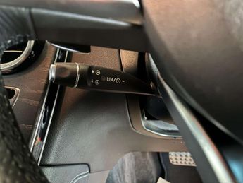 MERCEDES-BENZ GLC 2.1 GLC 220 D 4Matic AMG Line Auto 4WD 5dr