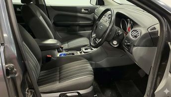 FORD FOCUS 1.6 Focus Style Auto 5dr