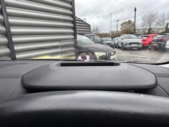 CITROEN C4 e-C4 Shine 5dr