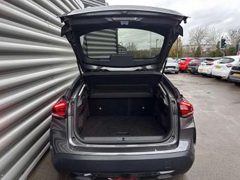 CITROEN C4 e-C4 Shine 5dr