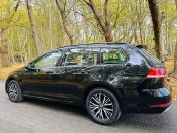 VOLKSWAGEN GOLF 1.6 Golf SE Nav TDI Semi-Auto 5dr