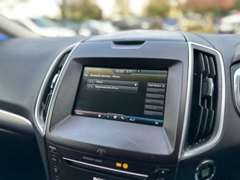 FORD S-MAX 2.0 S-Max Titanium Sport TDCi Auto 5dr