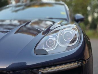 PORSCHE MACAN 3.0 Macan S D Semi-Auto 4WD 5dr