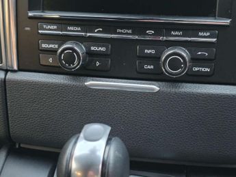 PORSCHE MACAN 3.0 Macan S D Semi-Auto 4WD 5dr