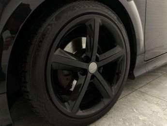 Audi TT 2.0 TT S Line TFSI Quattro Semi-Auto 4WD 3dr