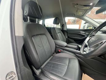 AUDI E-TRON e-tron Technik 50 Quattro 4WD 5dr - NATIONAL DELIVERY*