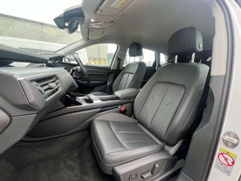 AUDI E-TRON e-tron Technik 50 Quattro 4WD 5dr - NATIONAL DELIVERY*