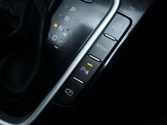 KIA XCEED 1.6 XCeed 3 PHEV Semi-Auto 5dr