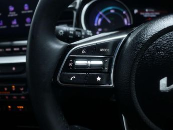 KIA XCEED 1.6 XCeed 3 PHEV Semi-Auto 5dr
