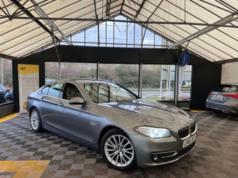 BMW 520 2.0 520d Luxury Auto 4dr