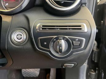 MERCEDES-BENZ C-CLASS 1.5 C 200 Sport Auto 4dr