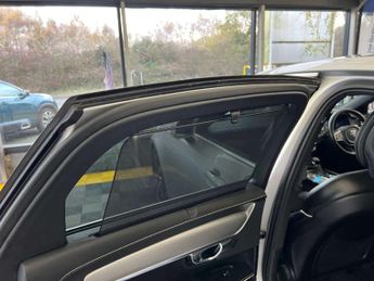 VOLVO S90 2.0 S90 R-Design D4 Auto 4dr