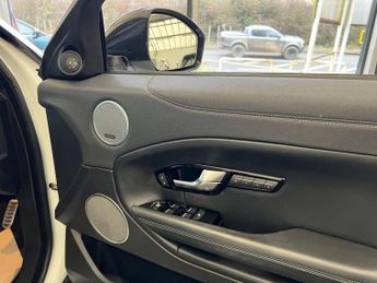 LAND ROVER RANGE ROVER EVOQUE 2.0 Range Rover Evoque HSE Dynamic TD4 Auto 4WD 5dr