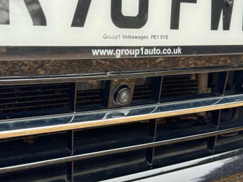 VOLKSWAGEN TIGUAN 2.0 Tiguan R-Line Tech TDI 4Motion Semi-Auto 4WD 5dr