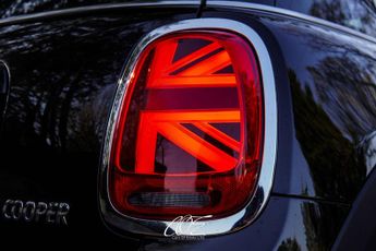 MINI HATCH 1.5 Cooper Sport Auto 3dr