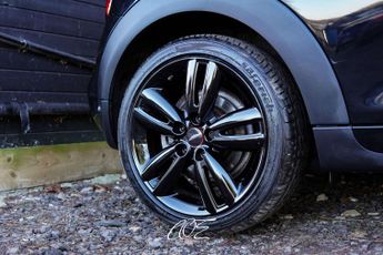 MINI HATCH 1.5 Cooper Sport Auto 3dr