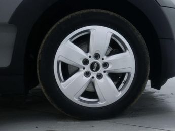 MINI CLUBMAN 1.5 Clubman Cooper Auto 6dr