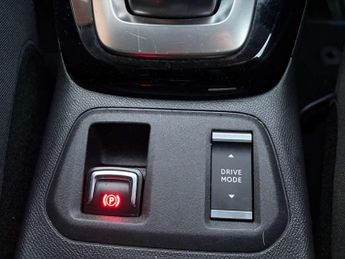 VAUXHALL CORSA Corsa E Elite Nav Premium 5dr