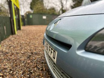 RENAULT SCENIC 1.5 Grand Scenic Dynamique TomTom dCi Semi-Auto 5dr