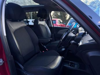 CITROEN C4 PICASSO 1.6 C4 Grand Picasso Flair Blue HDi S/S Auto 5dr