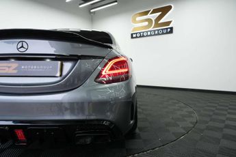 Mercedes-Benz C-CLASS 2.0 C 300 AMG Line Edition Premium D Auto 4dr