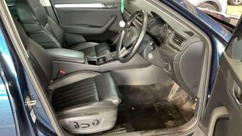 SKODA SUPERB 2.0 Superb SE L Executive TDI Semi-Auto 5dr