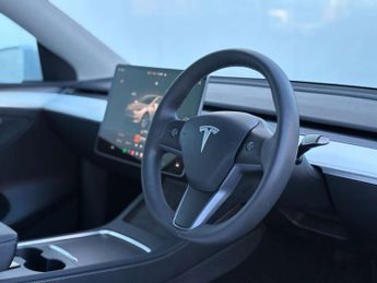 TESLA MODEL Y Model Y Long Range AWD 4WD 5dr