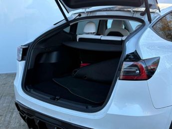 TESLA MODEL Y Model Y Long Range AWD 4WD 5dr