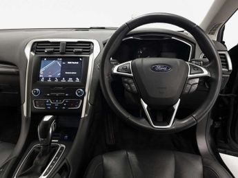 FORD MONDEO 2.0 Mondeo Titanium Edition HEV Auto 4dr