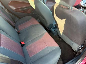 Ford Fiesta 1.4 Fiesta Titanium 96 5dr