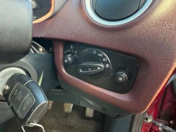 Ford Fiesta 1.4 Fiesta Titanium 96 5dr