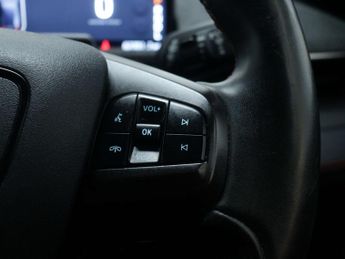 FORD MUSTANG MACH-E Mustang Mach-E Extended-Range AWD 4WD 5dr