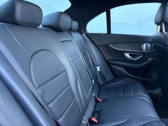 Mercedes-Benz C-CLASS 2.1 C 250 AMG Line Premium+ D Auto 4dr