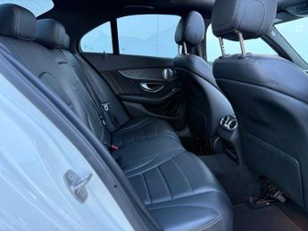 Mercedes-Benz C-CLASS 2.1 C 250 AMG Line Premium+ D Auto 4dr