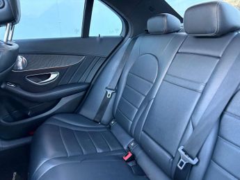 Mercedes-Benz C-CLASS 2.1 C 250 AMG Line Premium+ D Auto 4dr