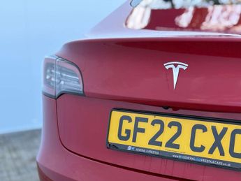 TESLA MODEL 3 Model 3 Long Range AWD 4WD 4dr