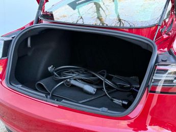 TESLA MODEL 3 Model 3 Long Range AWD 4WD 4dr