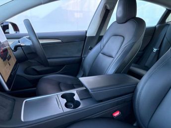 TESLA MODEL 3 Model 3 Long Range AWD 4WD 4dr