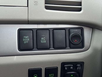 TOYOTA  Estima Hybrid Electric