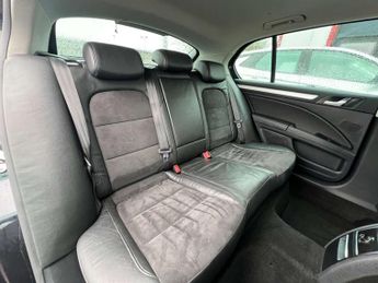 SKODA SUPERB 2.0 TDI SE Plus Hatchback 5dr Diesel DSG Euro 5 (140 ps)